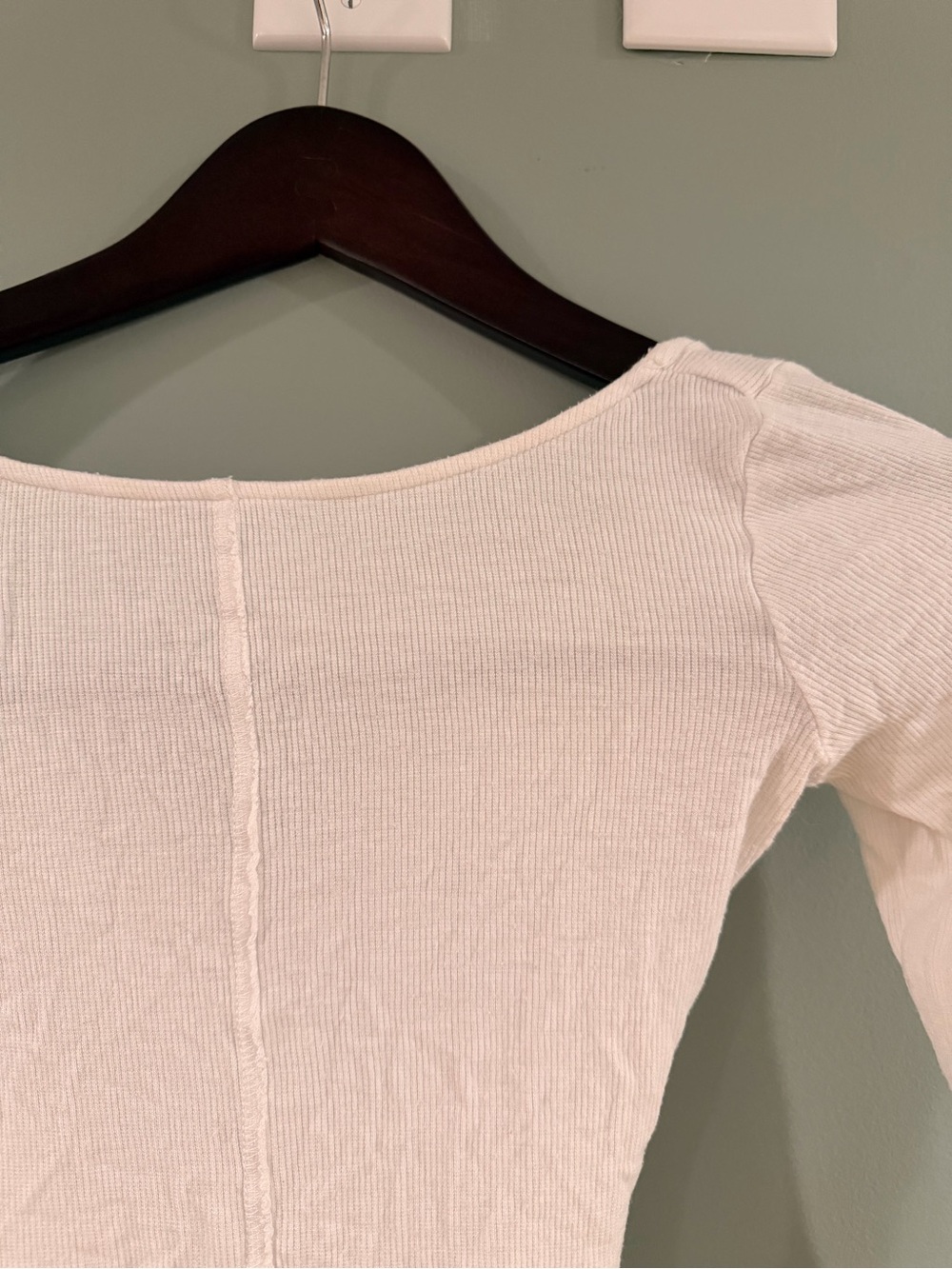 Long Sleeve Scoop Neck Cream Bodysuit - Picture 5 of 5